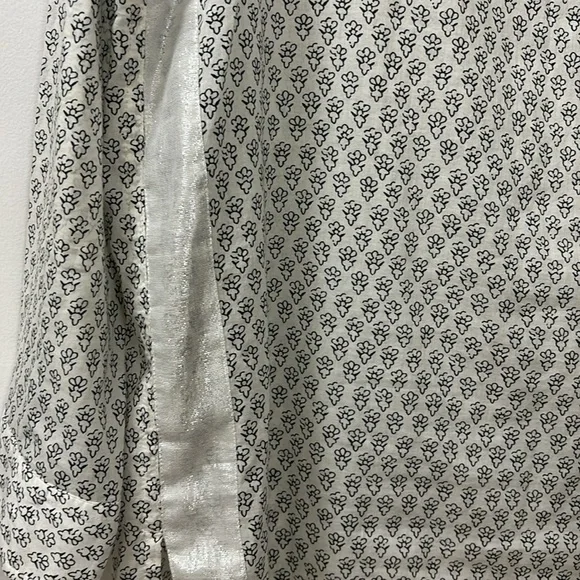 JCrew size 4 Floral black block print tunic. - Picture 2 of 6